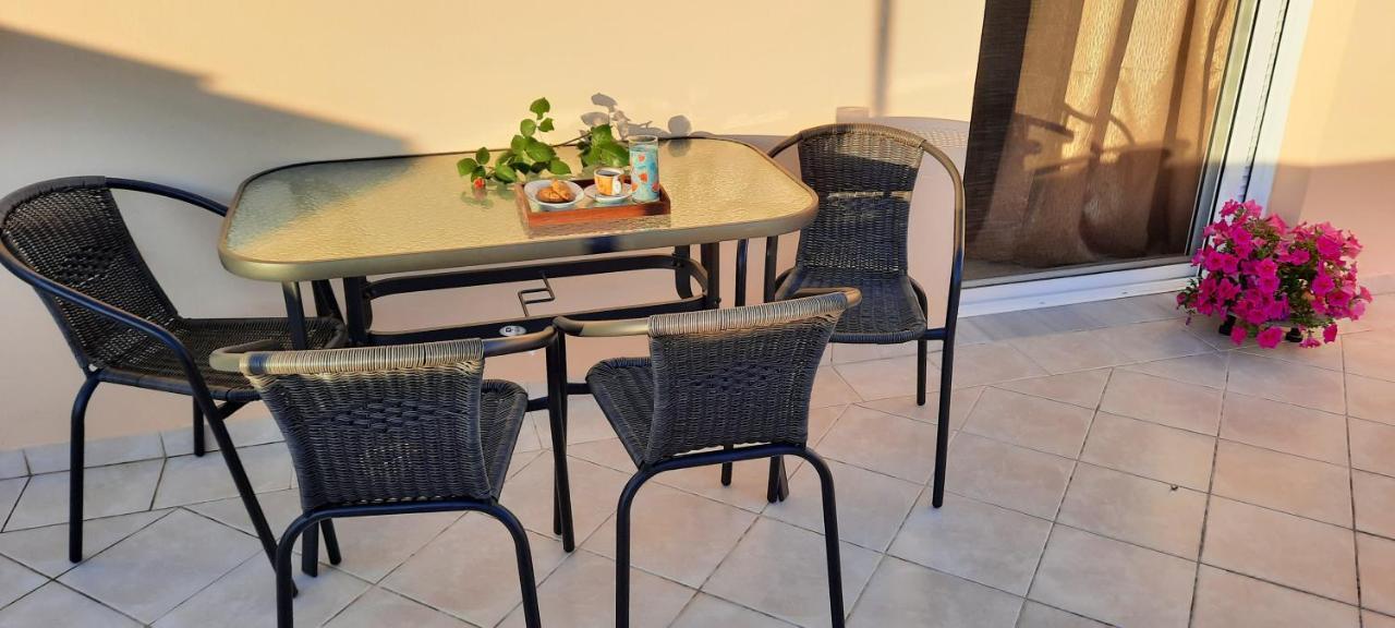 Appartement La Soffitta Di Bampina à Perivólion Extérieur photo