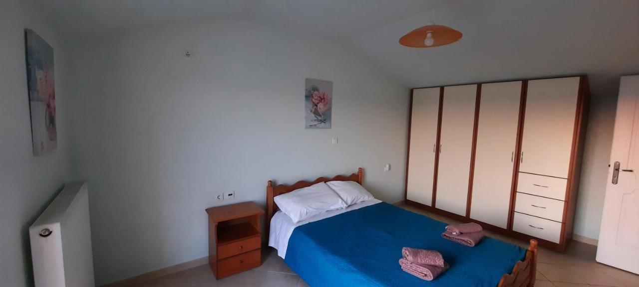 Appartement La Soffitta Di Bampina à Perivólion Extérieur photo