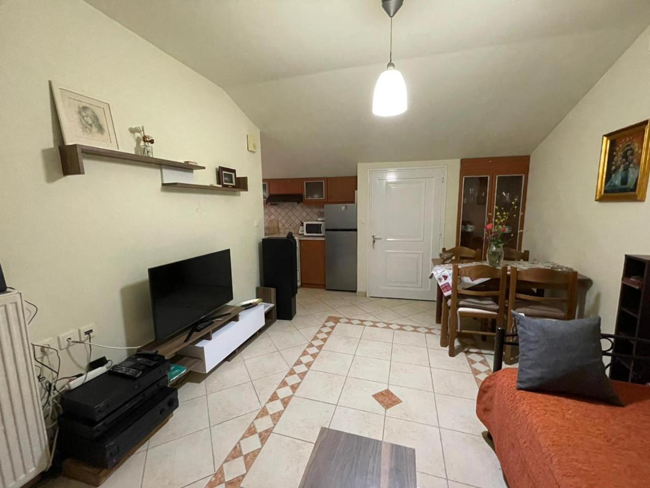 Appartement La Soffitta Di Bampina à Perivólion Extérieur photo