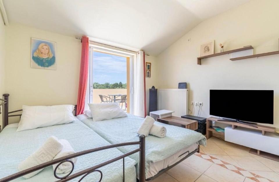 Appartement La Soffitta Di Bampina à Perivólion Extérieur photo