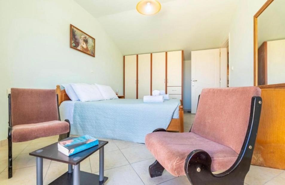 Appartement La Soffitta Di Bampina à Perivólion Extérieur photo